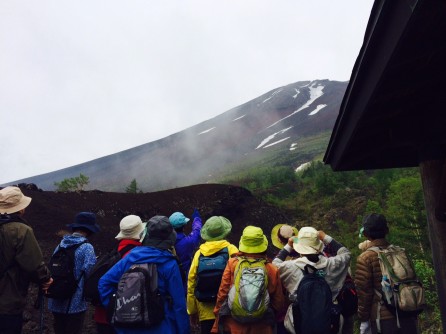 15前期 みどり学(エクセレント)講座 富士山御庭野外学習 _e0211937_1612042.jpg