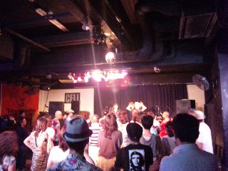 blog:大阪チェベレ、てっちゃんムーちゃん _a0103940_13341492.jpg