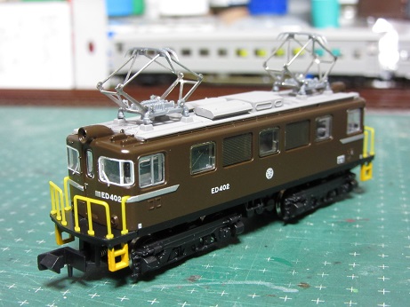 鉄コレ・岳南電車ED402 : 赤い電車は臼い線