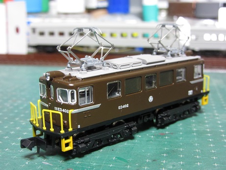 鉄コレ・岳南電車ED402 : 赤い電車は臼い線