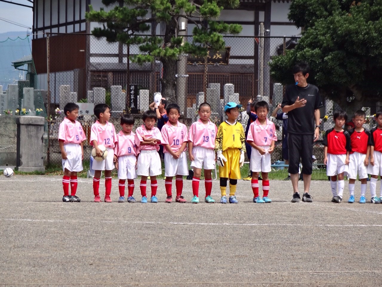 サッカー初試合_b0208246_169441.jpg