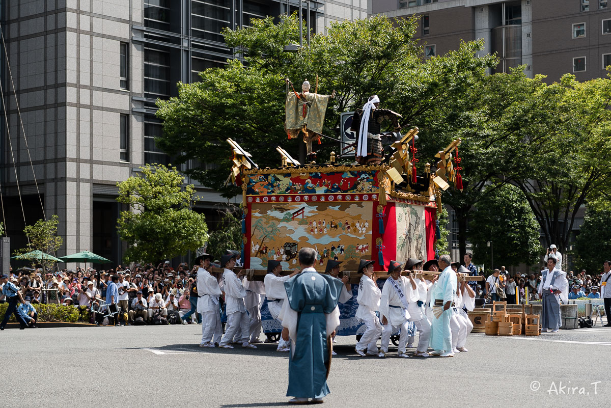 祇園祭2015 後祭・山鉾巡行 〜橋弁慶山〜北観音山〜役行者山〜八幡山〜鈴鹿山〜_f0152550_18515620.jpg