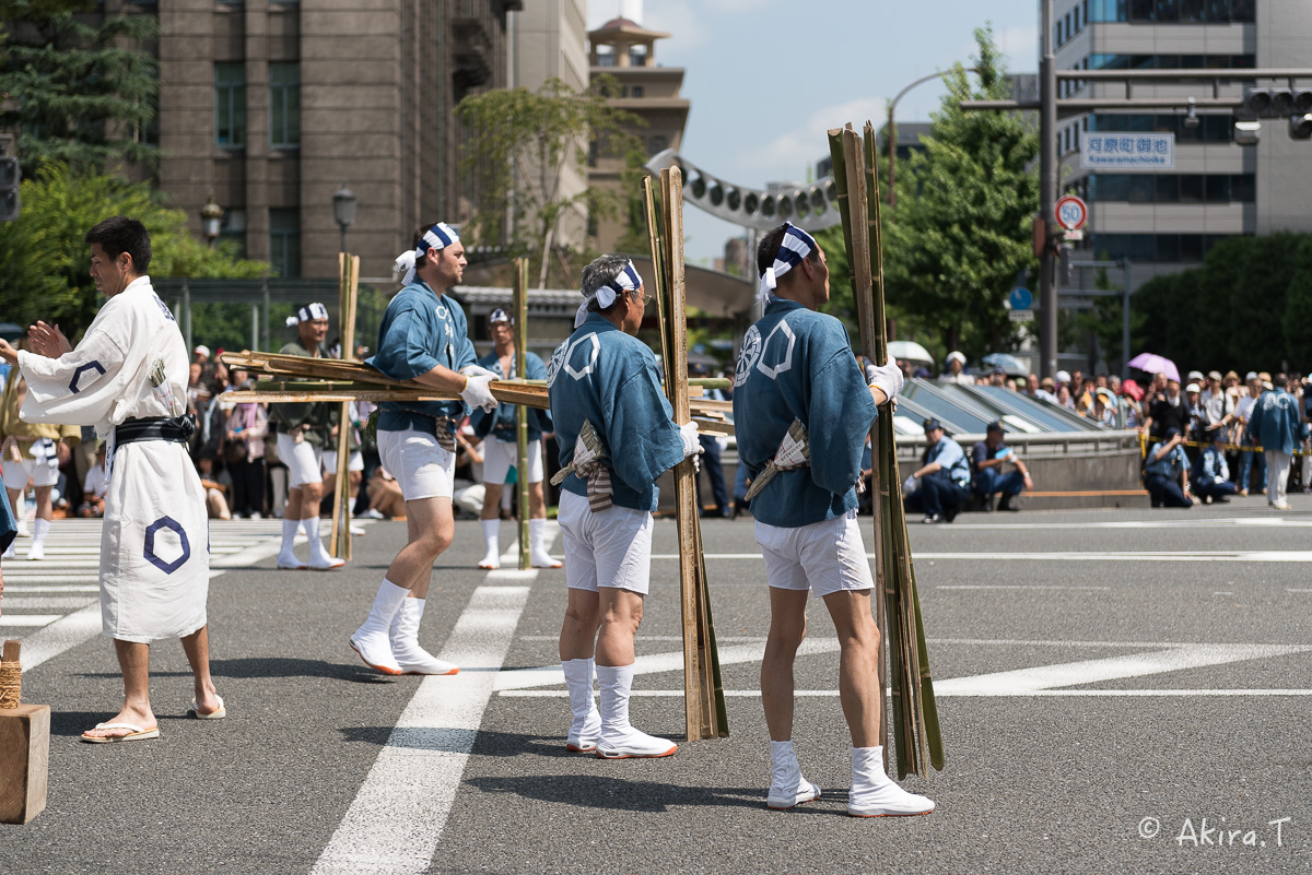 祇園祭2015 後祭・山鉾巡行 〜橋弁慶山〜北観音山〜役行者山〜八幡山〜鈴鹿山〜_f0152550_18524533.jpg