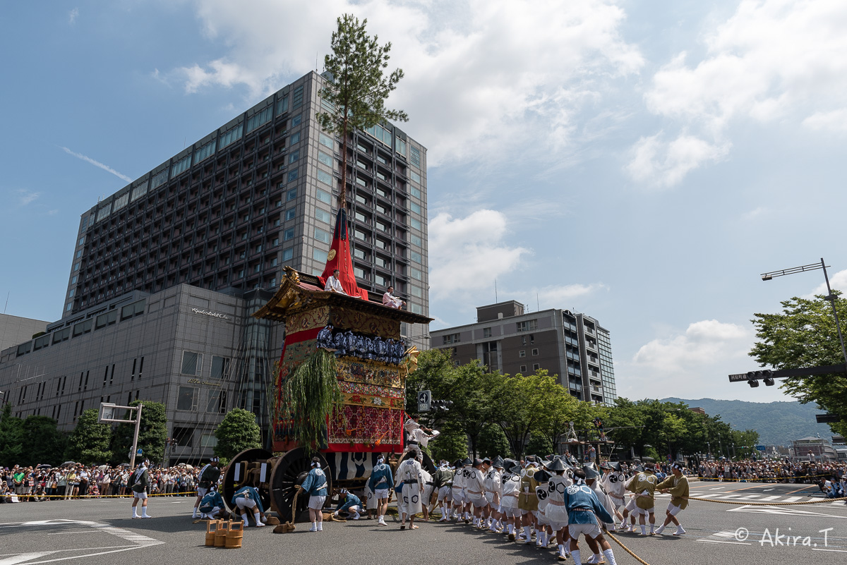 祇園祭2015 後祭・山鉾巡行 〜橋弁慶山〜北観音山〜役行者山〜八幡山〜鈴鹿山〜_f0152550_18542842.jpg