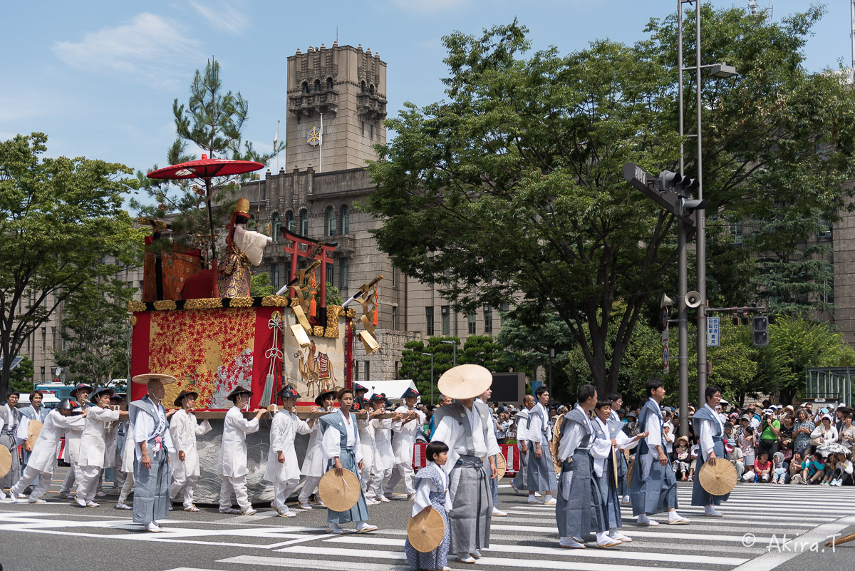 祇園祭2015 後祭・山鉾巡行 〜橋弁慶山〜北観音山〜役行者山〜八幡山〜鈴鹿山〜_f0152550_191856.jpg