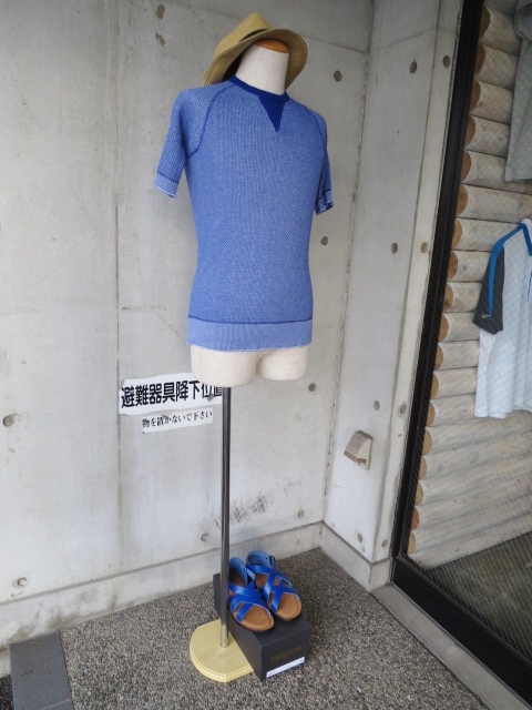 大人SIMPLE に。。。V-GAZETTE THORMAL TEE By OLD DERBY (英国製)!★!_d0152280_15153961.jpg