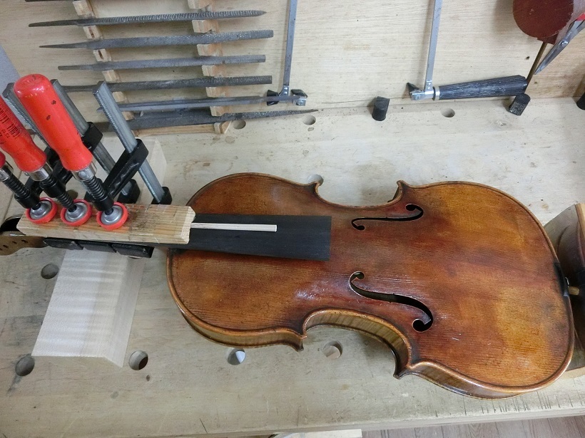 バイオリン修理　ハガレ_d0299605_17554529.jpg