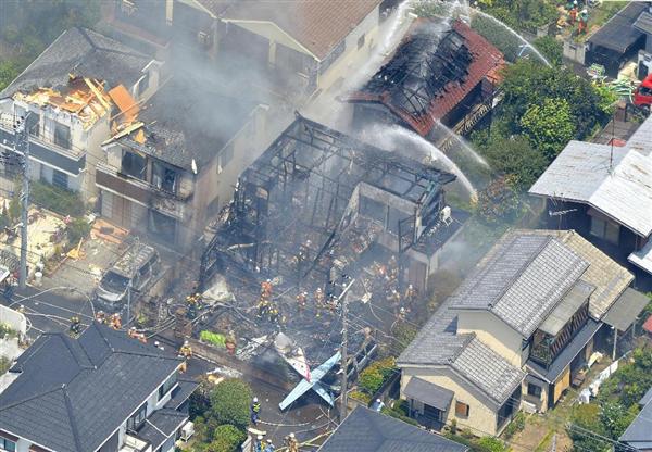 調布飛行機事故：サッカー少年たちが大事故直前の飛行機を撮影！_e0171614_16342282.jpg