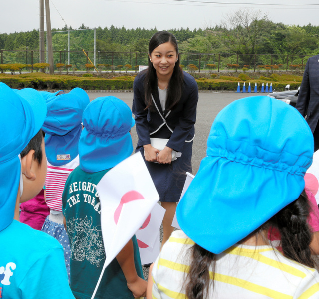 佳子さま、馬術競技大会にご出席される。_d0176186_1534919.jpg