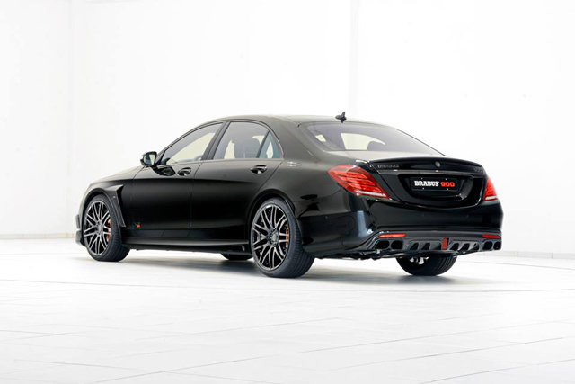 BRABUS 900 ROCKET。_d0168411_12000971.jpg