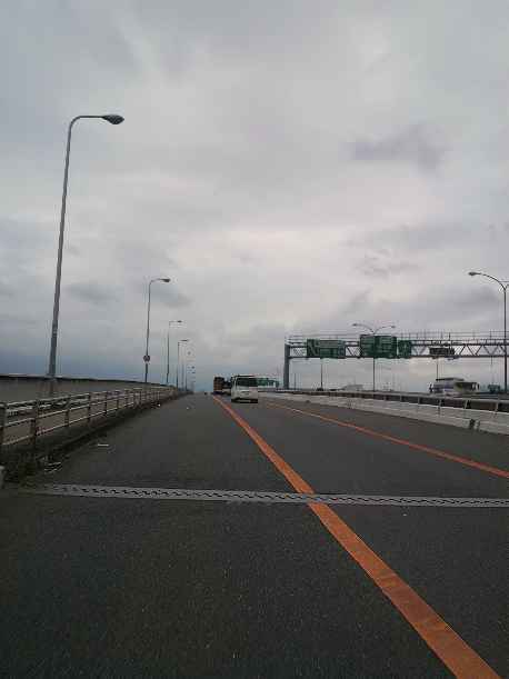 バイクの廃油がどうも 焦げ臭い と思ったら気になって仕方ない 続 びーち はうす