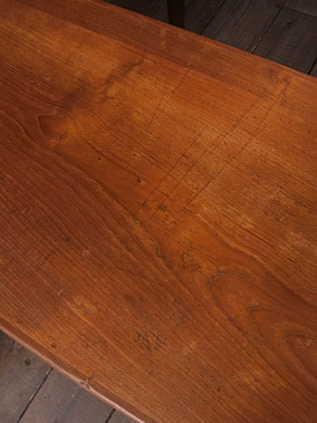 school desk_c0139773_18561937.jpg