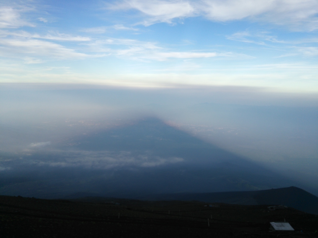 念願!富士山登頂!もうイイヤ?_c0339918_11522792.jpg