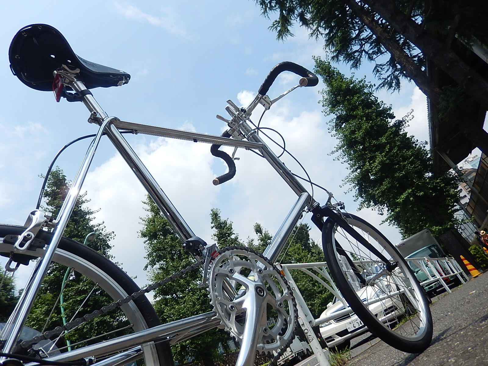 7月28日　渋谷　原宿　の自転車屋　FLAME bike前です_e0188759_1214939.jpg
