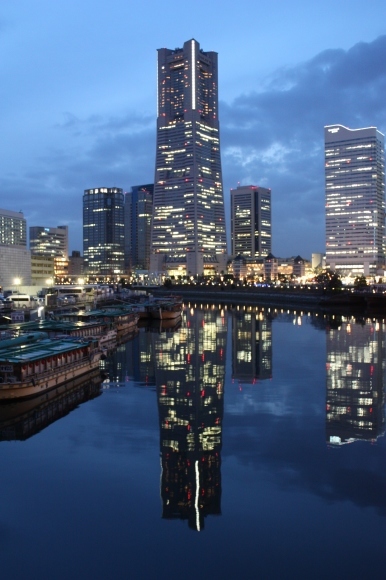 横浜の夜景_e0338886_18060240.jpg