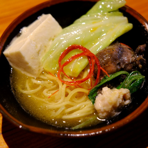 「六本木　新しいラーメンスポット！とりぞののランチ鍋麺」_a0000029_23455799.jpg