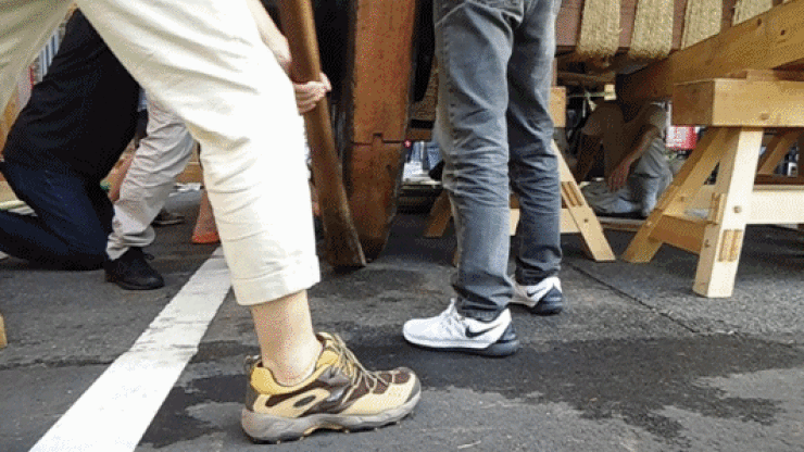 b0300769_20013732.gif