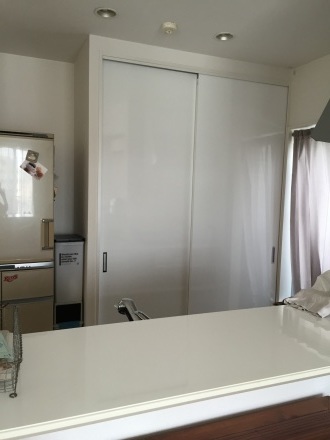 壁紙を扉に貼りました Kiki Blog 壁紙を扉に貼りました Kiki Blog