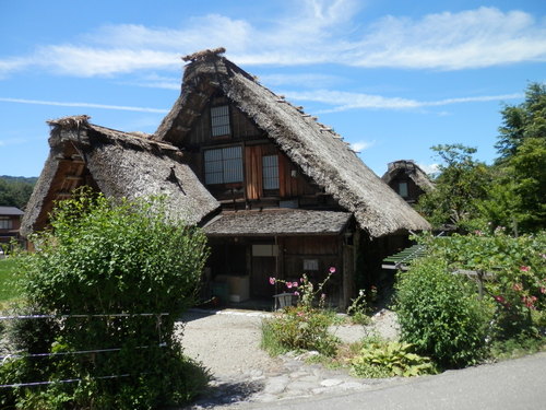 白川郷へ行ってきました_c0181475_1315136.jpg