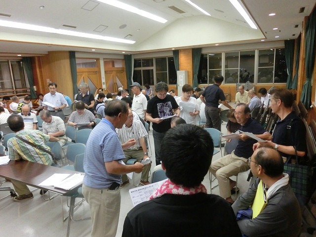 「避難所」を通じて高める地域の防災力 本年度最初の吉原高校避難所開設・運営マニュアル策定委員会_f0141310_736514.jpg