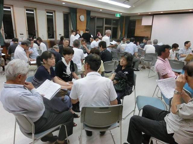 「避難所」を通じて高める地域の防災力 本年度最初の吉原高校避難所開設・運営マニュアル策定委員会_f0141310_7365843.jpg