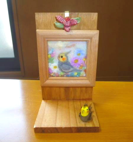 オカメインコの「ののちゃん」と「ラムネちゃん」の羊毛フェルト