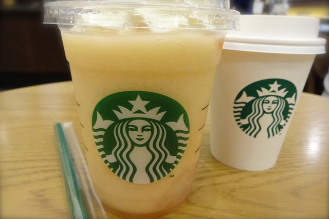 *スタバ* 〜ピーチ イン ピーチ フラペチーノ〜_f0348831_06255272.jpg