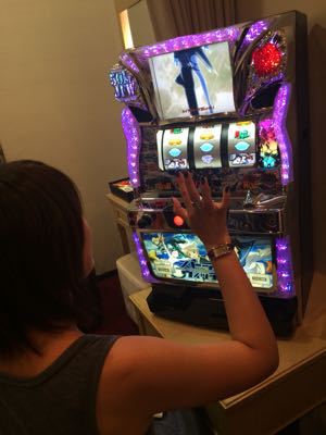 パチスロからの香港!_e0163255_98556.jpg