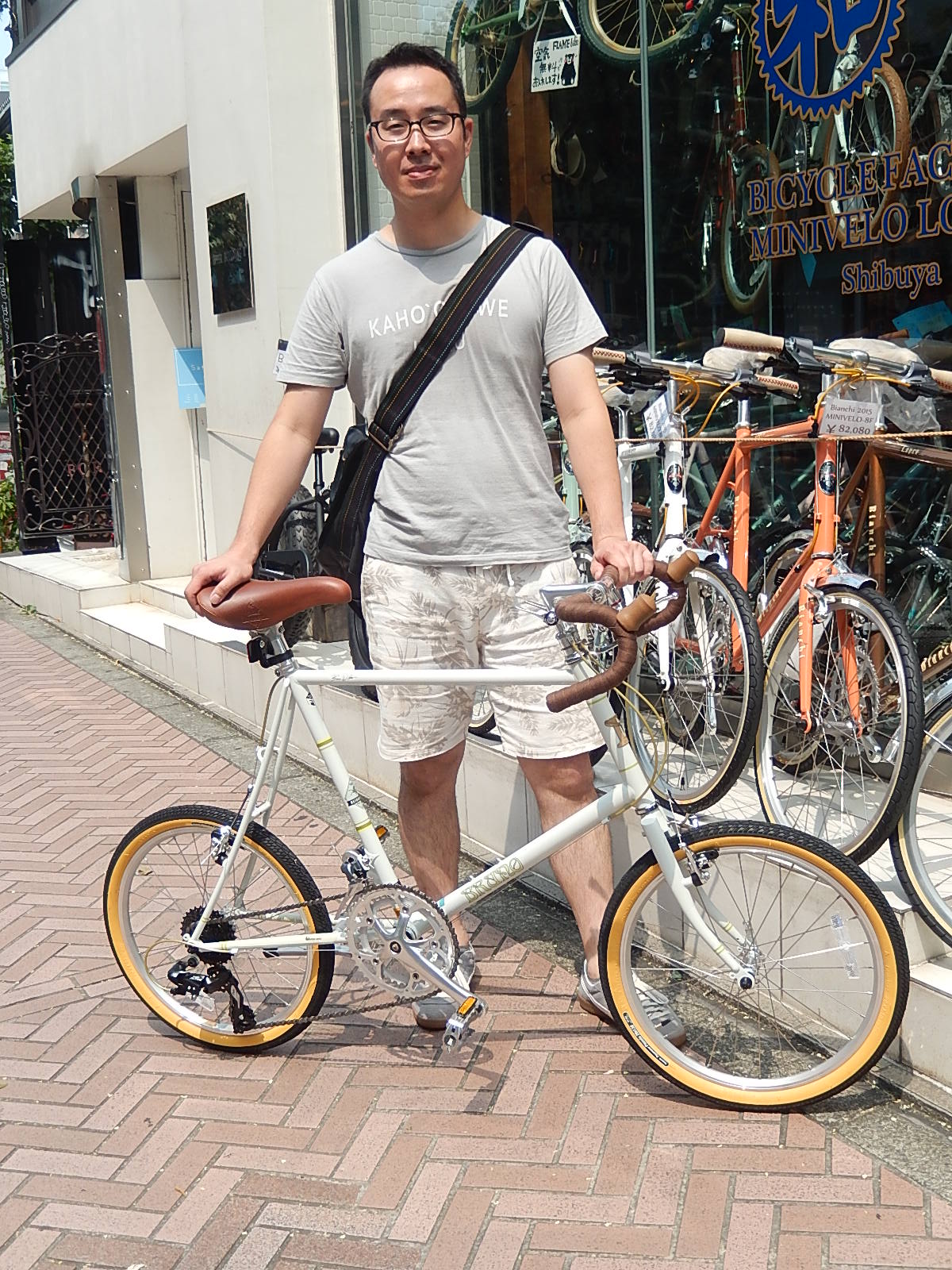 8月2日　渋谷　原宿　の自転車屋　FLAME bike前です_e0188759_18202452.jpg