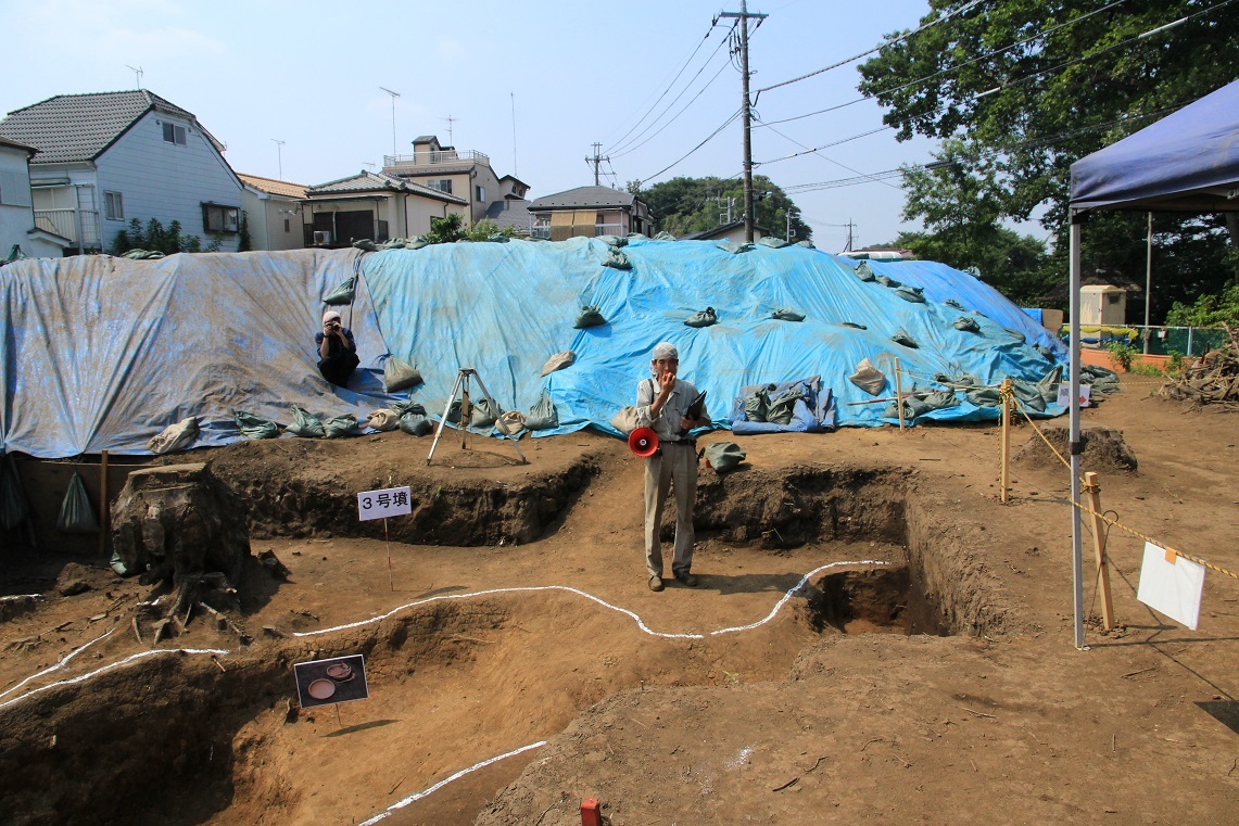 ふじみ野市　はけ遺跡発掘現場見学会_a0107574_16311372.jpg