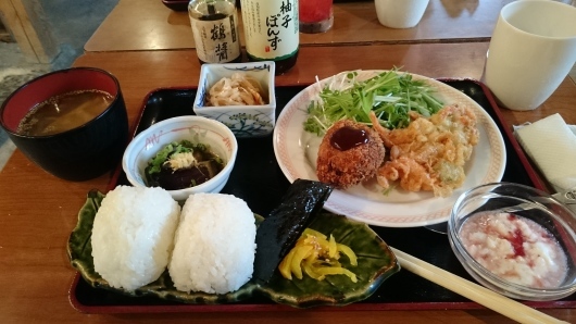 こまめ食堂_c0325278_13520885.jpg