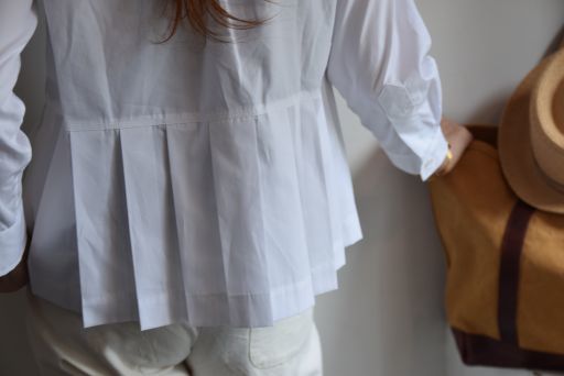シャツ は SHIRTでも ・ ・ ・ = Native Village =_b0110582_16201145.jpg