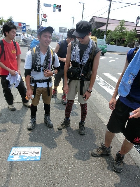 「富士山登山ルート3776」を登る東京の学生たち_f0141310_7431122.jpg