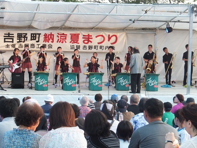 吉野町納涼夏祭り　スィングする子供たち_a0126618_22041181.jpg