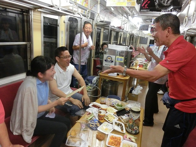 久しぶりに乗って満喫「がくちゃん ビール電車」_f0141310_7114920.jpg