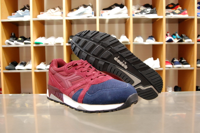 DIADORA 明日発売！！_b0142780_10535942.jpg