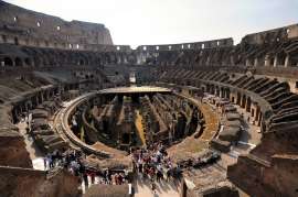 ローマのコロッセオ、床を復元へ 伊文化相がツイート _b0064113_8263336.jpg