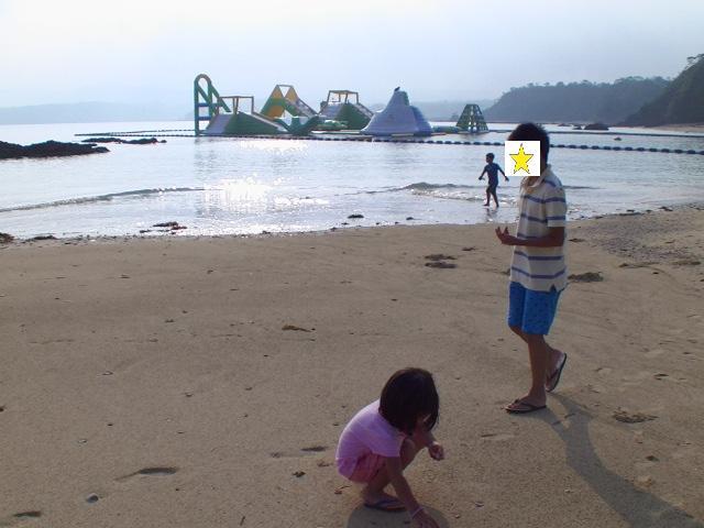 沖縄一日目☆「さんごしょうの海」「憲法9条と沖縄」_e0160269_15181219.jpg