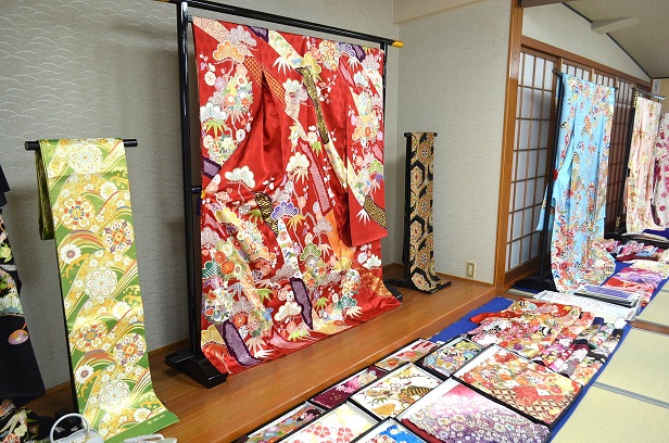 夏の振袖展_d0230676_1113753.jpg