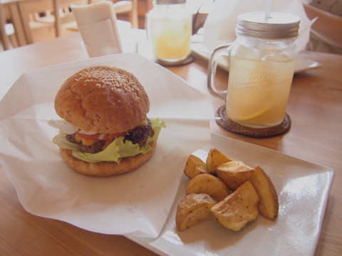 b0147224_1322925.jpg