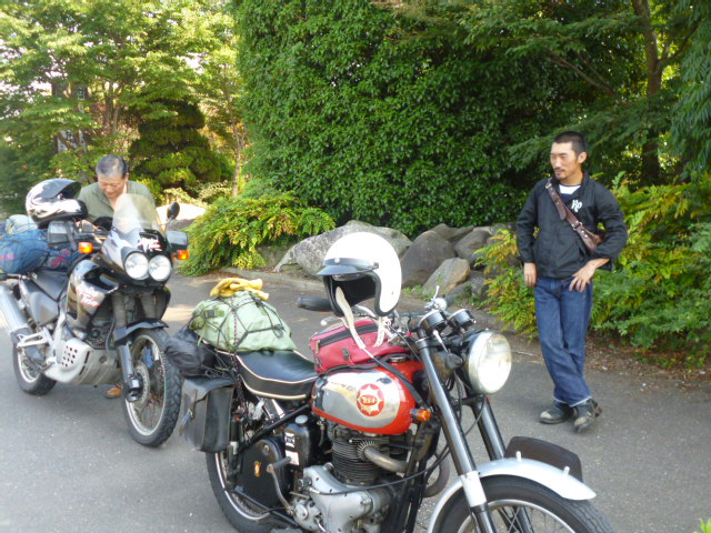 a0285330_22475330.jpg
