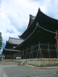 またまた妙心寺のお精霊迎えの準備 2015_b0325640_144148.jpg