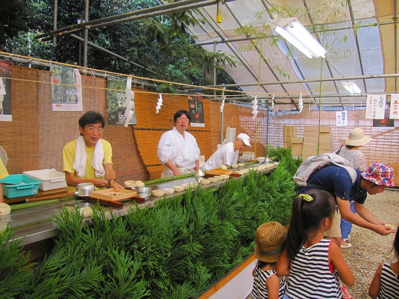 下鴨神社では禊の「みたらし祭」20150719_e0237645_1355092.jpg