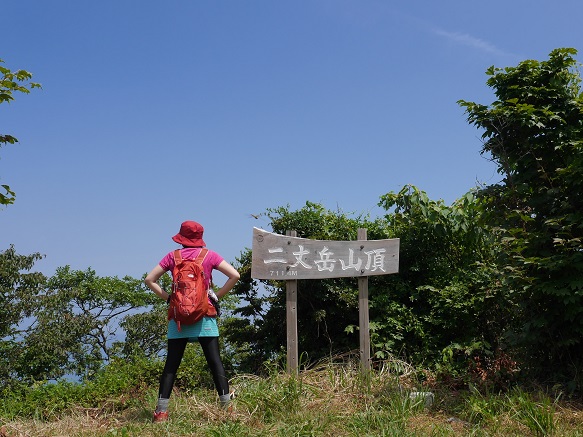 福岡　今が旬の糸島　二丈岳にて山ガール復帰戦_b0205305_19474834.jpg