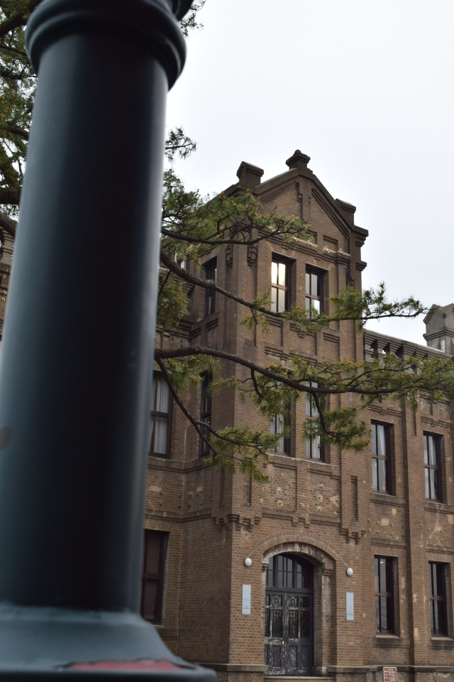 福岡県北九州市の門司麦酒煉瓦館(大正モダン建築再訪)_f0142606_1454193.jpg