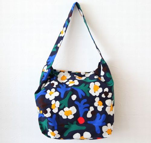 new◯marguerite ハンドメイドレッスンバック ミナ生地使用 mina perhonen marguerite ボディバッグ小 コットン ショルダー