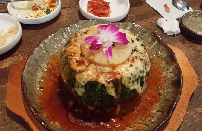 テハンノ(大学路)で生フルーツ焼酎　　　대학로 생과일소주 맛집_e0201021_021278.jpg