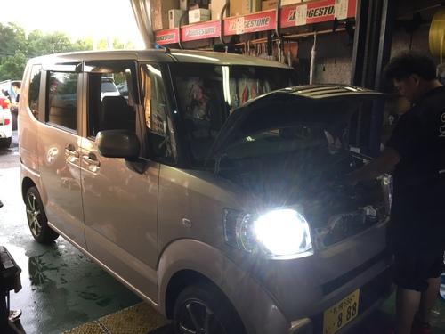 日曜日は社長ブログ!ランクル、ハマー、アルファード_b0127002_20514873.jpg