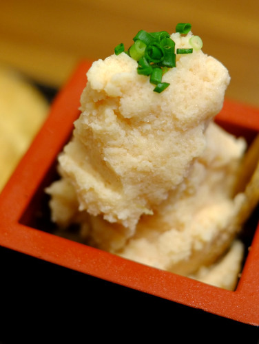 「練馬 ダンダダン酒場練馬店 焼餃子、パクチーサラダ」_a0000029_16545588.jpg