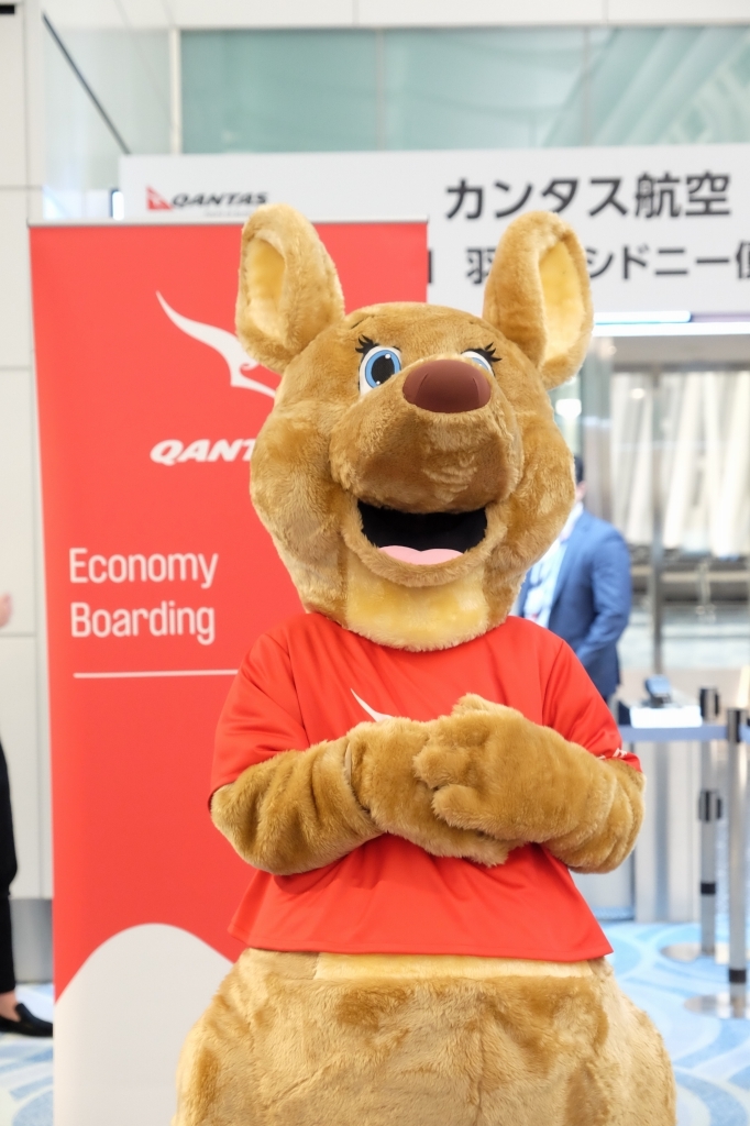 カンタス航空　羽田へ37年ぶりのフライト！シドニーダイレクトスタート_f0050534_11173870.jpg